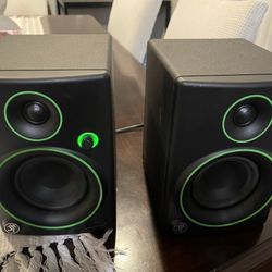 Monitors Mackie CR4 