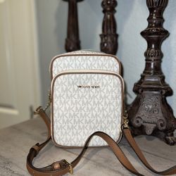New Women’s Crossbody Michael Kors Authentic 