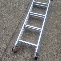 8 Foot Foldable Ladder