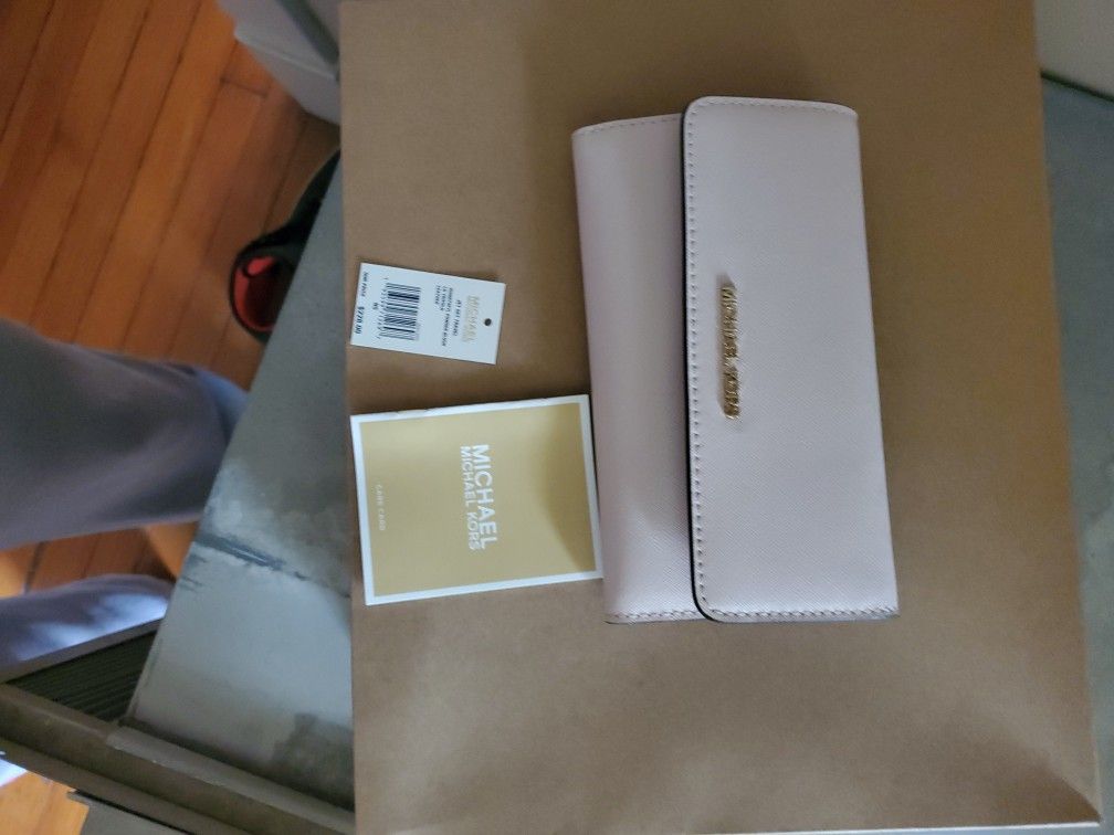 Michael Kors Brand New Wallet