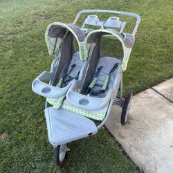 Instep Safari Double Jogging Stroller