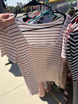Cute top