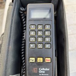 Old School cellular one Portable Phone - rare 