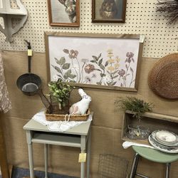 Farmhouse Spring decor