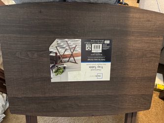 Oversized tray tables