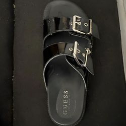 GUESS SLIDES , SIZE 7’1,2 