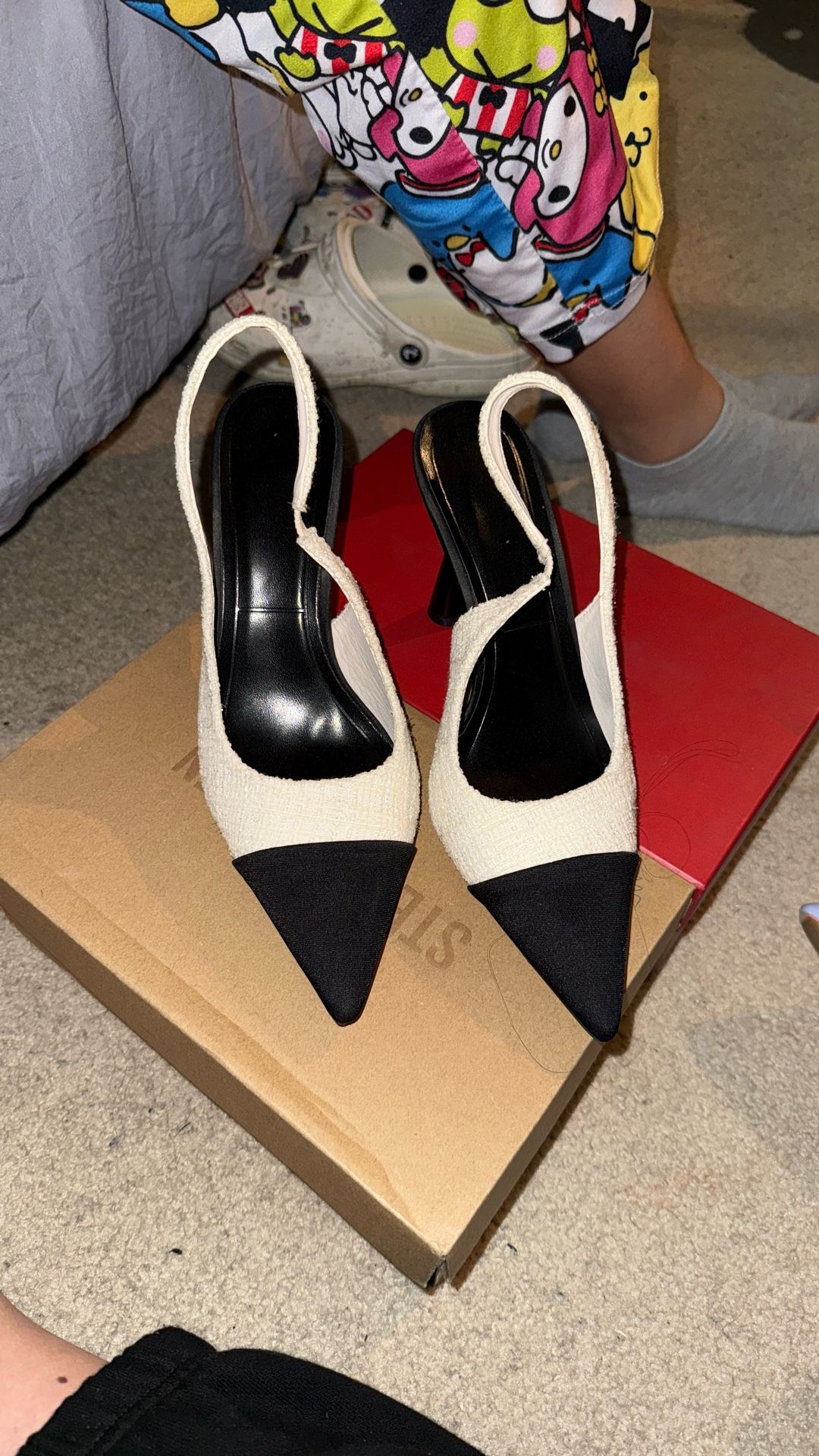 Creme And Black Tweed Heels