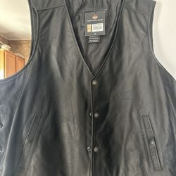 Brand New Harley Davidson Vest  2XL
