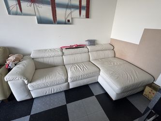 White Leather Sectional Sofa with Right-Hand Chaise