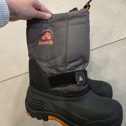 Barely Used Kamik Snow Boots 