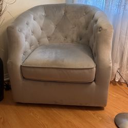 Beautiful Sofa Welvet Swivel