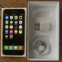 Apple iPhone 7 - 4.7”  Black - UNLOCKED - READ Please.