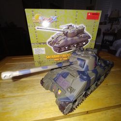 21st century toys Ultimate Soldier 1/32 scale Sherman Firefly World War II tank