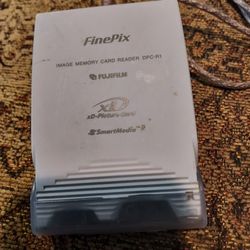 FUJI Film FINE Pix Memory Card Reader Make Offer