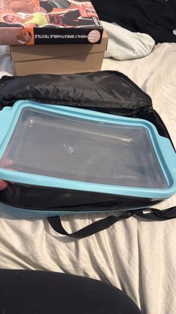 Anchor hocking to go party tray