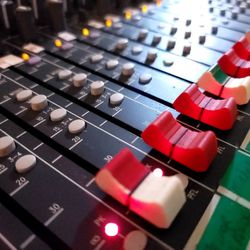 Soundcraft Spirit LX7 Analog Sound Mixer
