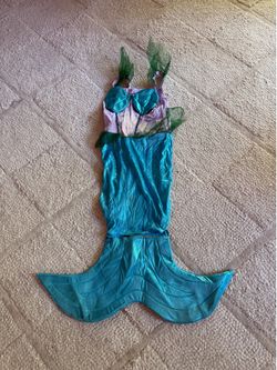 Girls costumes-tutus for play day