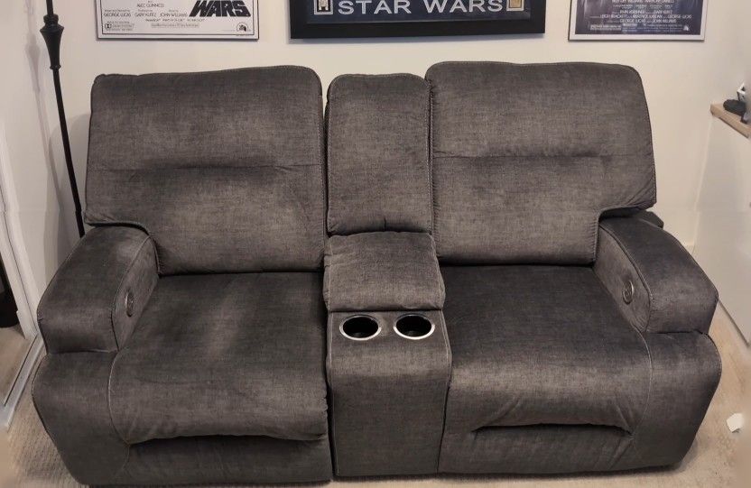 Coombs Double Power Reclining Loveseat w/ Console
