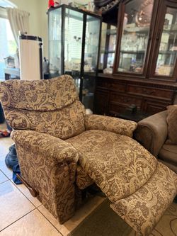 La-Z-Boy Paisley Fabric Recliner Chair