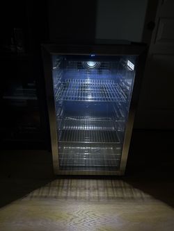 Mini fridge