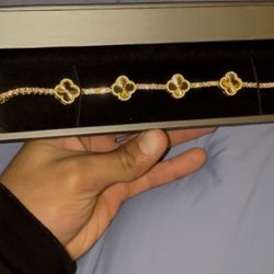 Vs1 Flower Set Lab Diamond Bracelet 