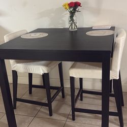 High Top Black And Chairs 