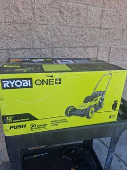 RYOBI 18V CORDLESS PUSH LAWN MOWER NO BATTERY NO CHARGER
