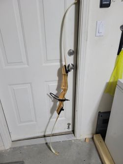 2 PSE Razorback Recurve Bows (20lb & 25lb) + Arrows & Gear  Description: