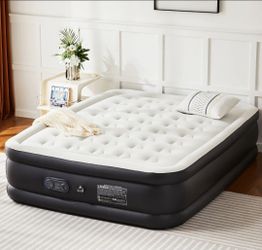 QDC Queen air mattress with Built-in Pump