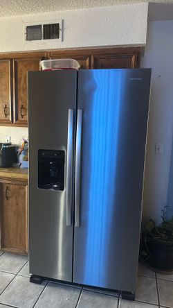 Refrigerator Amana