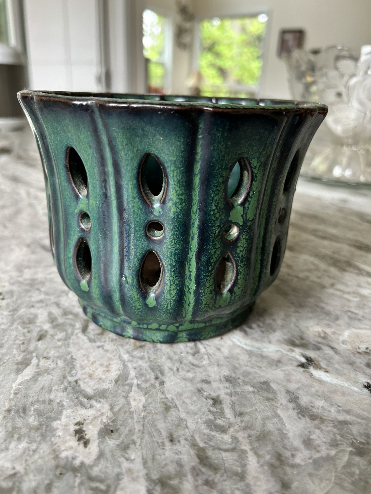 Set Of Ceramic Pots  ( $6 Each) 