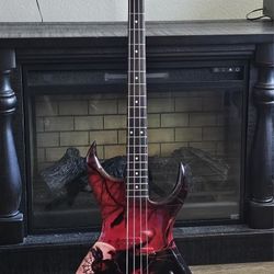 B.C. RICH  USA  CUSTOM DESIGN BASS
