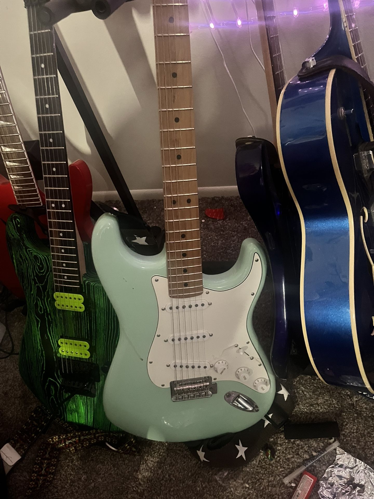 Fender Player Stratocaster Maple Fingerboard Electric Guitar