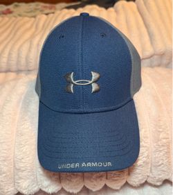 Under Armour Iso-Chill Armour Vent series mesh athletic hat/cap NWOT. Mens XL