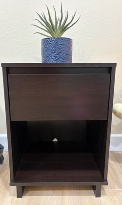 Dark Brown Nightstand with Drawer and Shelf