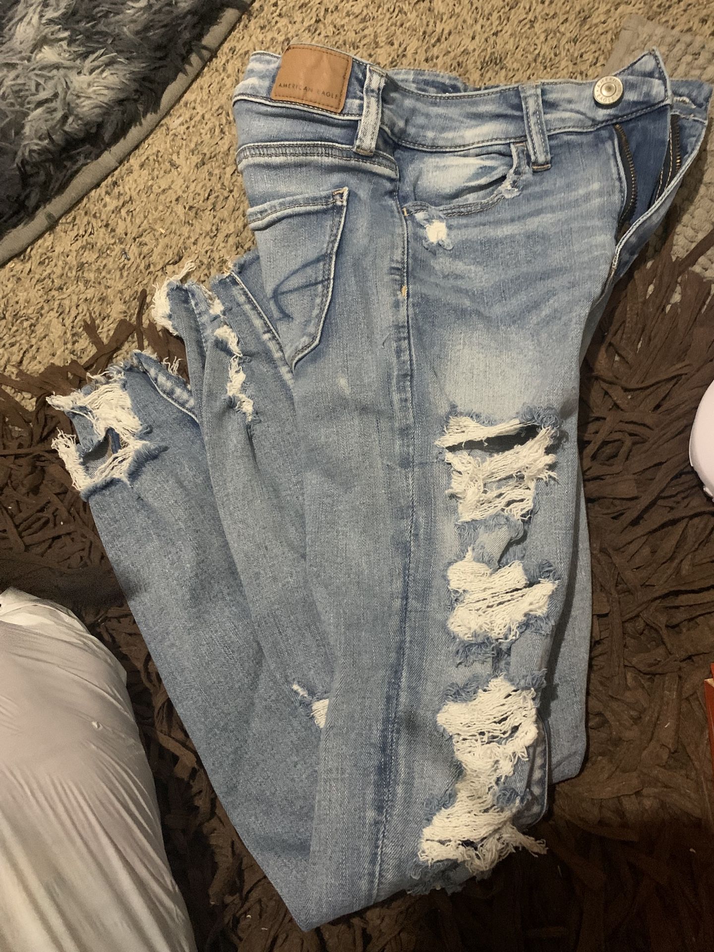 Brand New Multiple Pairs Of Jeans 