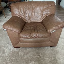 Free Leather Sofa For Pick Up 