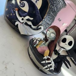 Nightmare Before Christmas

Disney Jack Sally Cookie Jar Canister