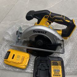 DCS566 61/2 Circle Saw 