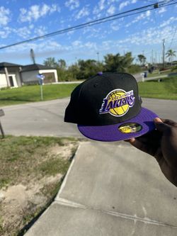 New Era Los Angeles Lakers 2 Tone 59FIFTY Fitted Hat Cap Black