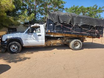 2004 Chevy 3500 dump truck for trade