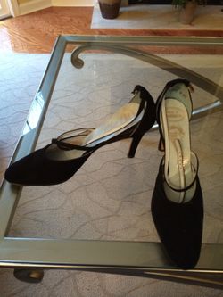 Black heels sz 7