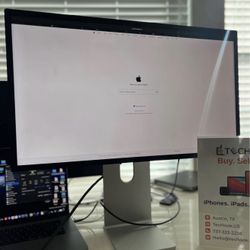 Apple Studio Display Nano-Texture Adjustable Height 