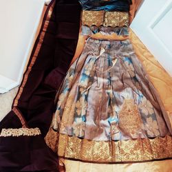 🌸 Stunning Ethnic Wear Set - Lehenga Choli with Dupatta 🌸