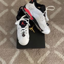 Air Jordan 6 Retro Low 