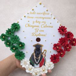 Mexico graduation grad cap topper birrete graduacion flores Rosas decor decoración
