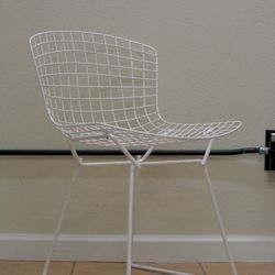 Bertoia Side Chair 