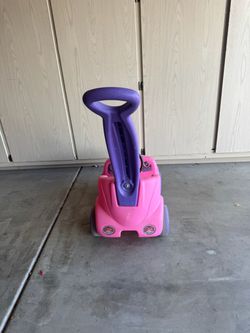 Kids push car