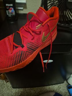 Kyrie flytraps basketball shoes