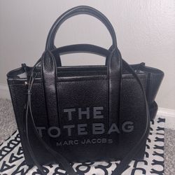 MARC JACOBS THE LEATHER LARGE TOTE BAG